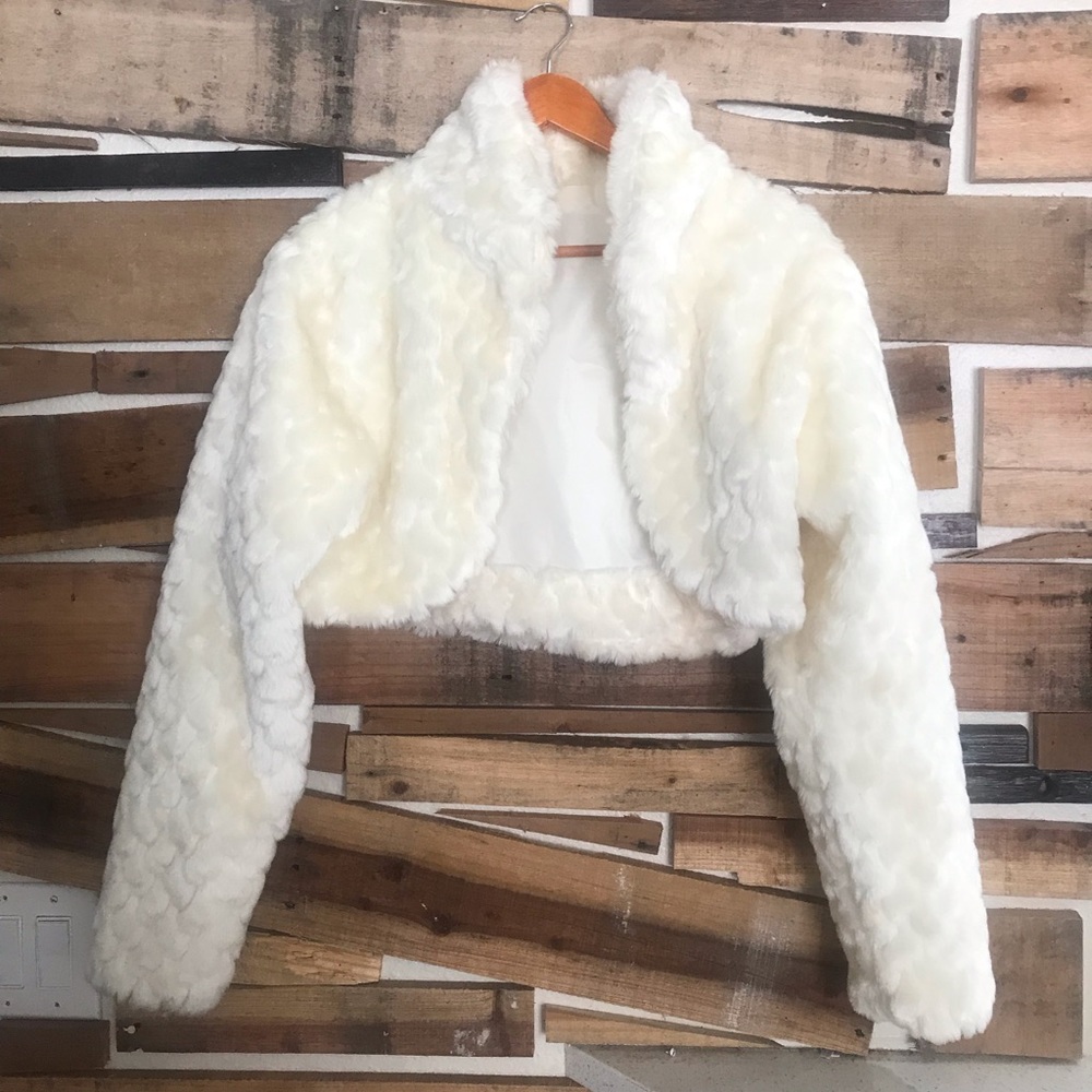 De’rotchild Women Winter Jacket Crop Faux Fur Sz L